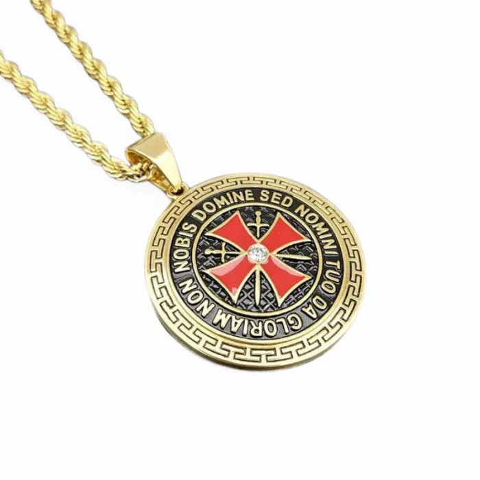 Chains / Necklaces | Large gold steel men’s pendant in the shape of a non-nobis Templar cross medallion Chains / Necklaces Chains / Necklaces