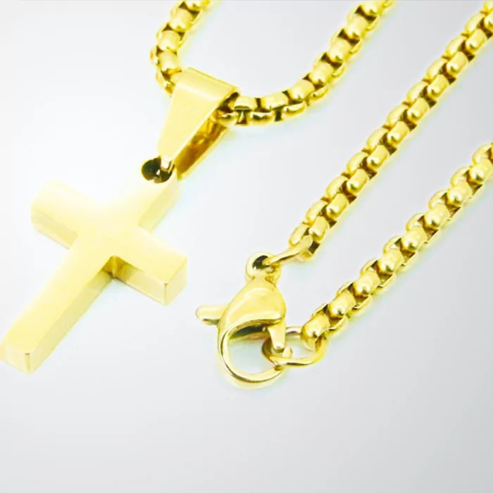 Pendants | Men’s cross pendant and chain included, fine gold-plated stainless steel Chains / Necklaces Chains / Necklaces